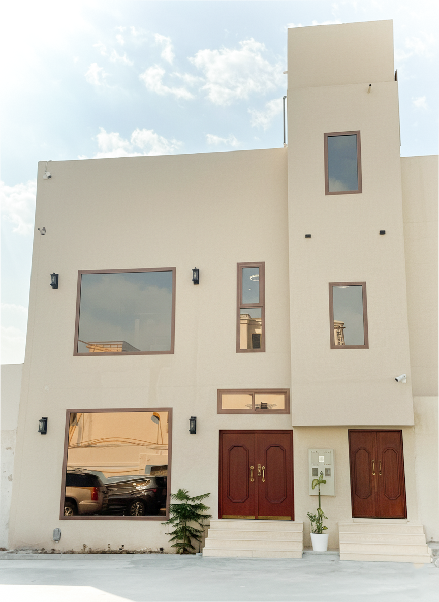 Office Remodeling Project Riyadh - completed meeting room by Hanjin E&T