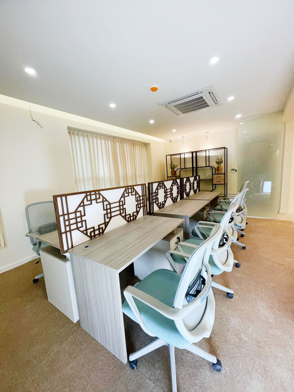 Office fit-out Riyadh - conference room after fit-out by Hanjin E&T