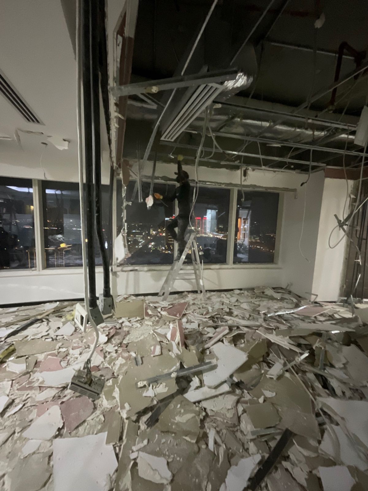 Office fit-out Riyadh construction process - Hanwha project final touches